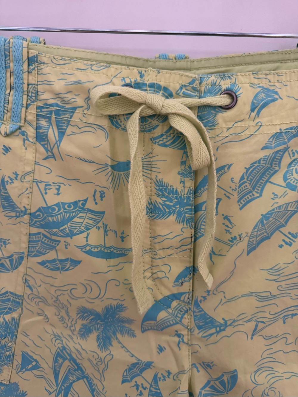 Liz Claiborne Yellow Shorts with Teal Tropical Print - Picture 4 of 6